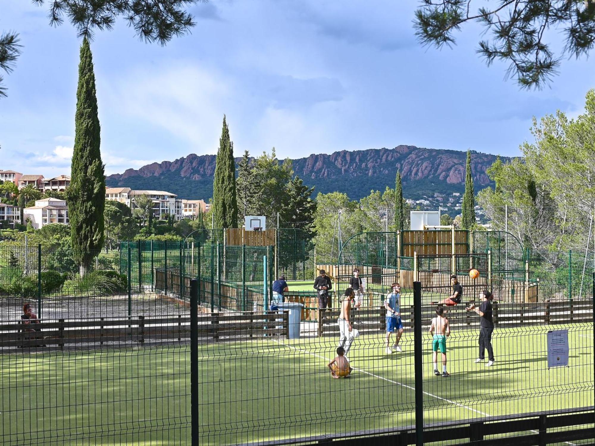Apartment Village Cap Esterel - Le Village-52 By Interhome Saint-Raphaël Exterior foto